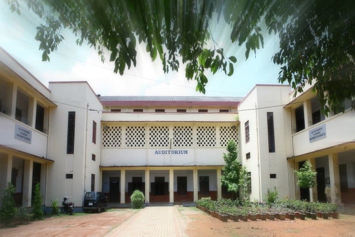Mar Ivanios College campus in Thiruvananthapuram, Kerala, India — photo 5