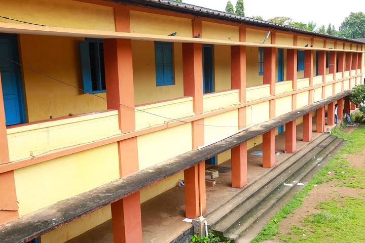 Devaswom Board College campus in Thalayolaparambu, Kerala, India — photo 2