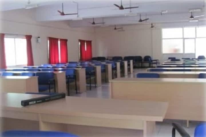 Forest College and Research Institute campus in Mettupalayam, Tamil Nadu, India — photo 2