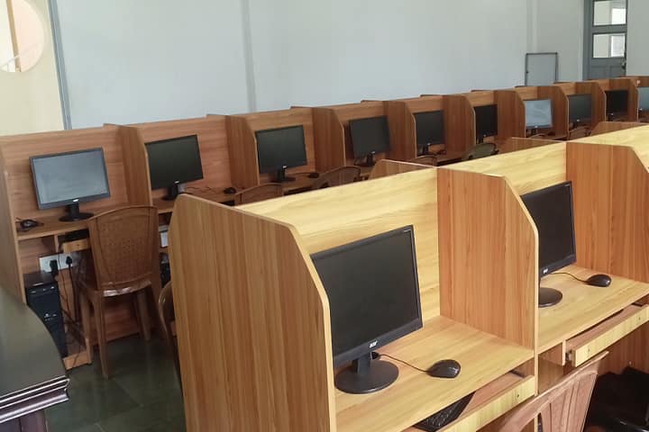 MM Knowledge Arts and Science College campus in Kannur, Kerala, India — photo 5