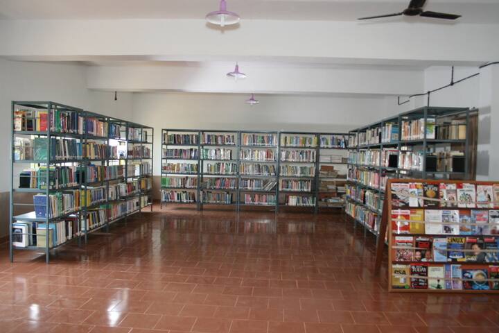 Chinmaya Arts and Science College for Women campus in Thottada, Kerala, India — photo 4