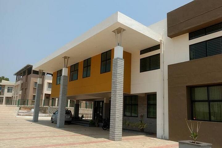 St Joseph's College campus in Hassan, Karnataka, India — photo 1