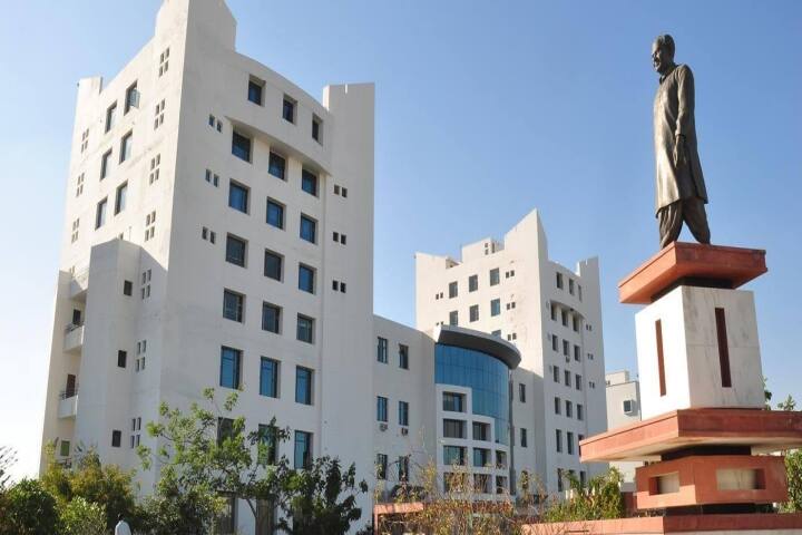 Gyan Vihar School of Pharmacy campus in Jaipur, Rajasthan, India — photo 1