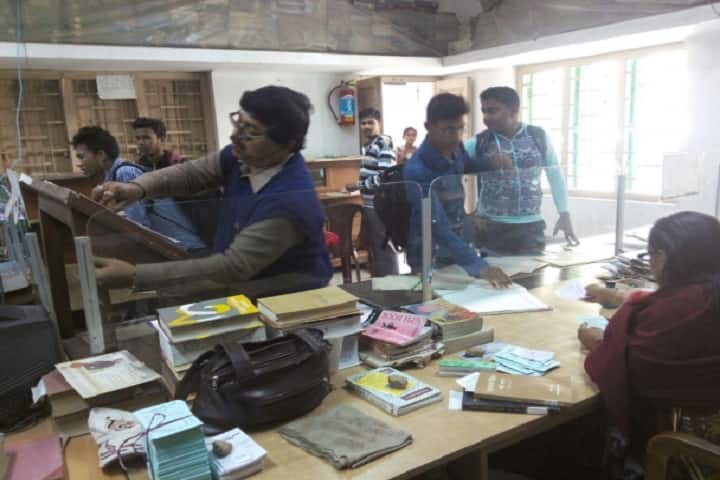 Dwijendralal College campus in Nadia, West Bengal, India — photo 4