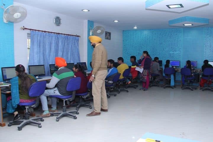 DAV College campus in Bathinda, Punjab, India — photo 4
