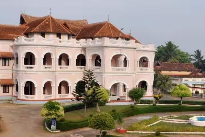 Kerala Agricultural University campus in Thrissur, Kerala, India — photo 1