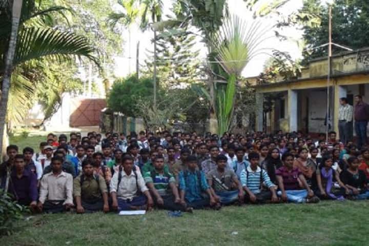 Raja Birendra Chandra College campus in Murshidabad, West Bengal, India — photo 5
