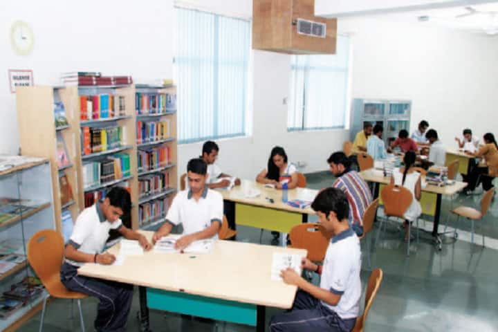 Morarji Desai National Institute of Yoga campus in New Delhi, Delhi, India — photo 5