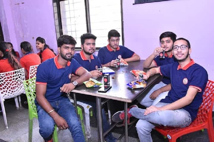 Maharaja Agrasen International College campus in Raipur, Chhattisgarh, India — photo 3