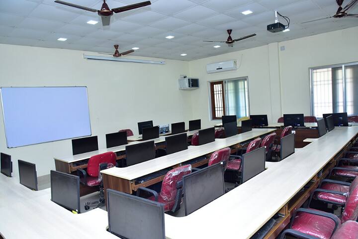 Sree Ayyappa College for Women campus in Nagercoil, Tamil Nadu, India — photo 6