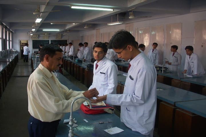 Pandit Bhagwat Dayal Sharma University of Health Sciences campus in Rohtak, Haryana, India — photo 5