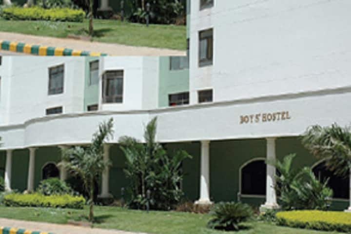 The Oxford College of Science campus in Bangalore, Karnataka, India — photo 3