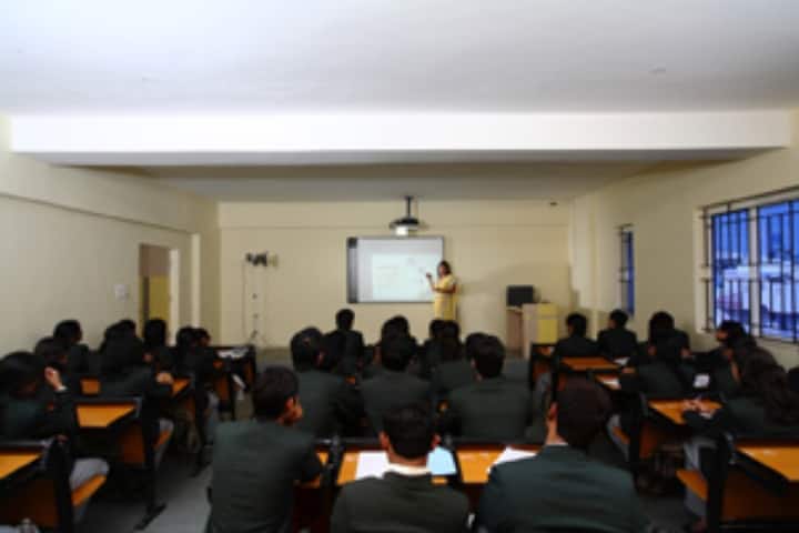 The Oxford College of Science campus in Bangalore, Karnataka, India — photo 5