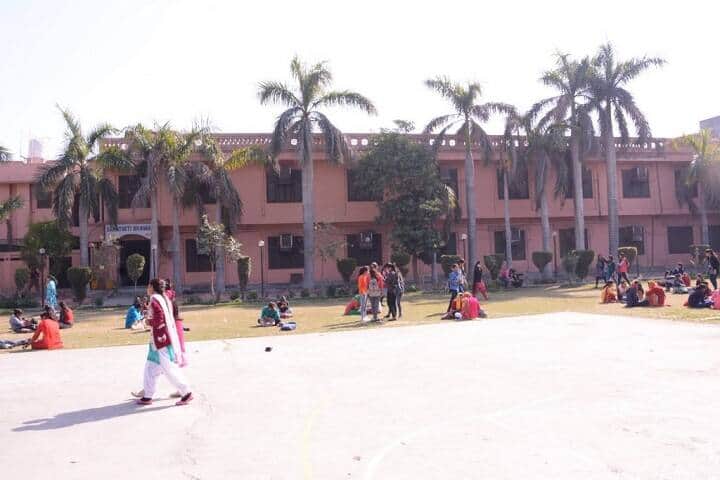 SD PG College campus in Panipat, Haryana, India — photo 3