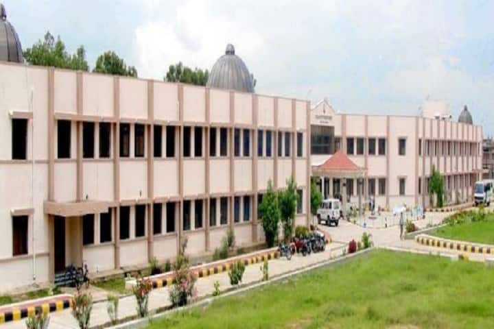 PV Narsimha Rao Telangana Veterinary University campus in Hyderabad, Telangana, India — photo 1