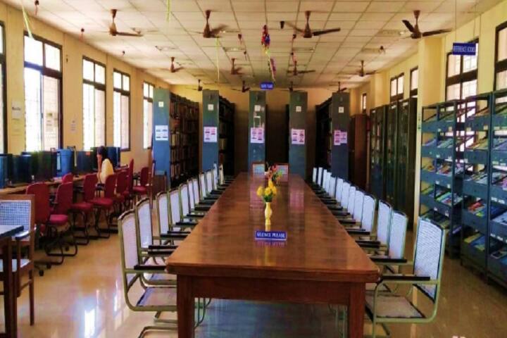 PV Narsimha Rao Telangana Veterinary University campus in Hyderabad, Telangana, India — photo 5