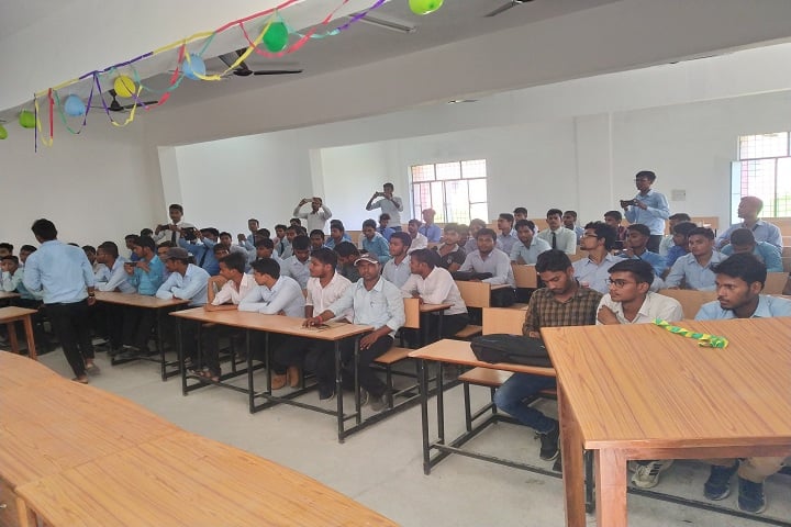 Mahamaya Polytechnic of Information Technology campus in Bahraich, Uttar Pradesh, India — photo 5