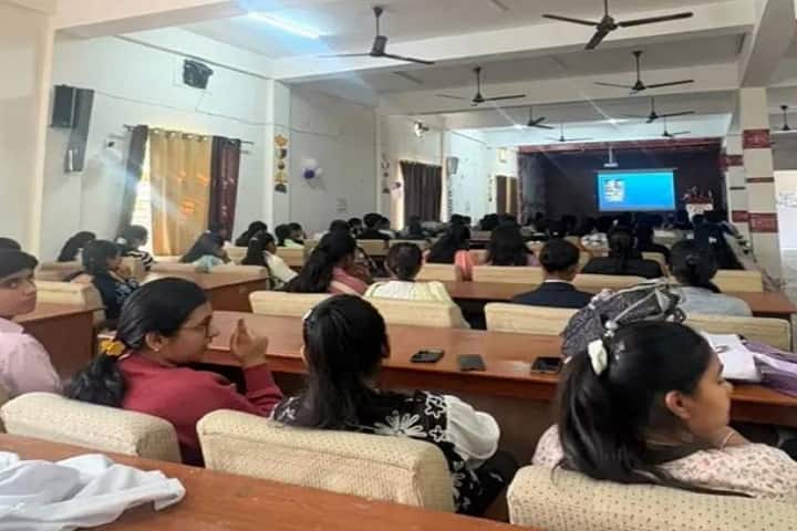Rayat Bahra Professional University campus in Hoshiarpur, Punjab, India — photo 3