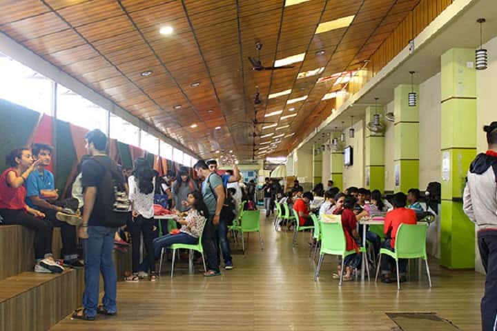 KC College of Arts campus in Mumbai, Maharashtra, India — photo 2