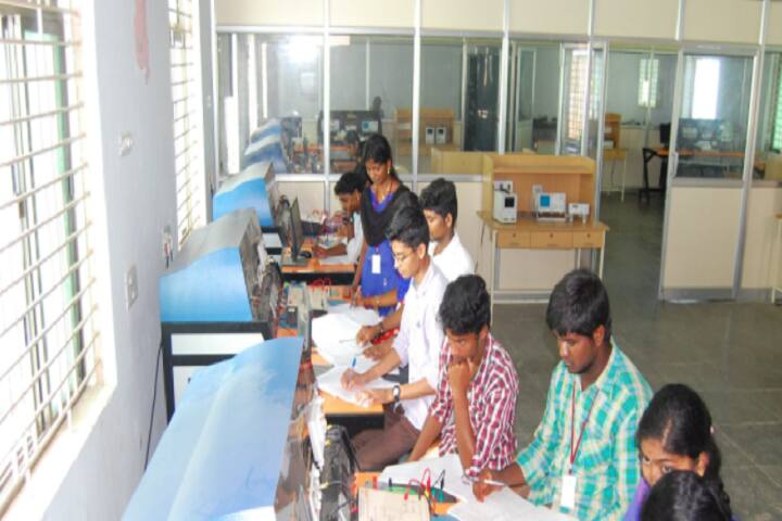 University College of Engineering campus in Ramanathapuram, Tamil Nadu, India — photo 4