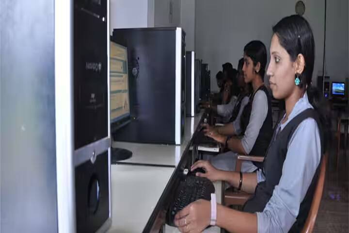 MES College for Advanced Studies campus in Aluva, Kerala, India — photo 5