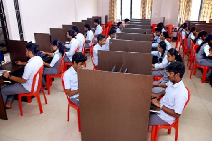 Mar Gregorios Abdul Jaleel Arts and Science College campus in Mannam, Kerala, India — photo 3