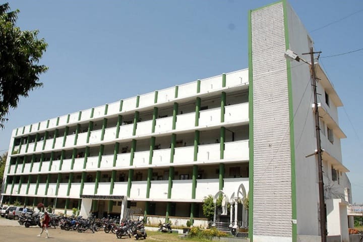Tirpude College of Social Work campus in Nagpur, Maharashtra, India — photo 2