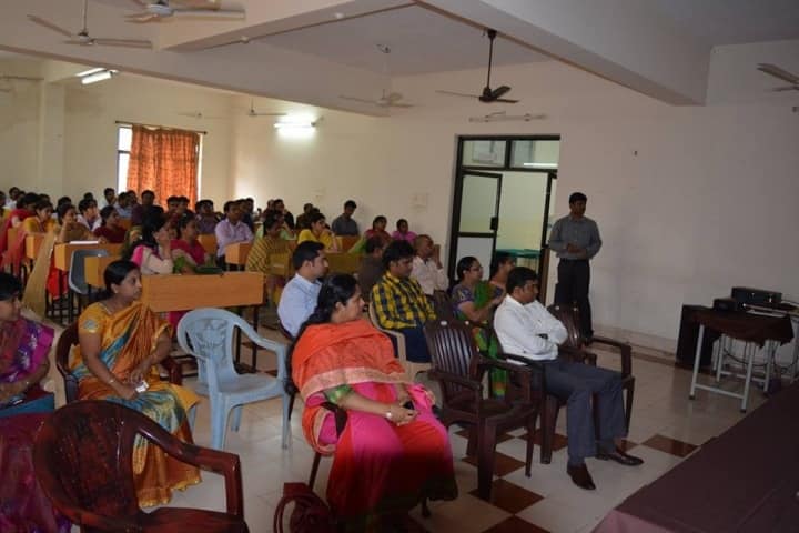 Government Dental College and Hospital campus in Vijayawada, Andhra Pradesh, India — photo 3