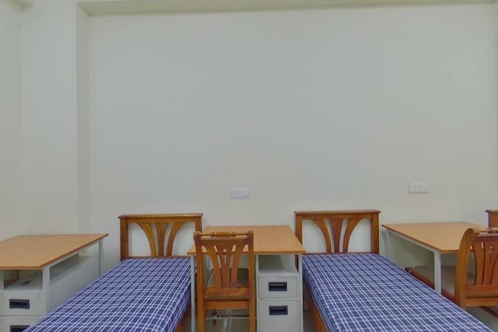 Christ University campus in Bangalore, Karnataka, India — photo 5