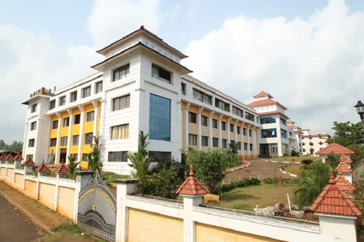 Vedavyasa Institute of Technology campus in Kozhikode, Kerala, India — photo 1