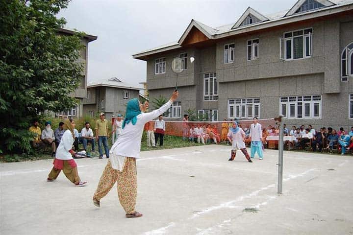 Government Dental College and Hospital campus in Srinagar, Jammu and Kashmir, India — photo 3