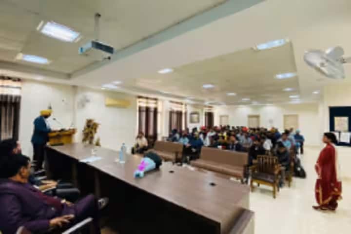Arya College campus in Ludhiana, Punjab, India — photo 3