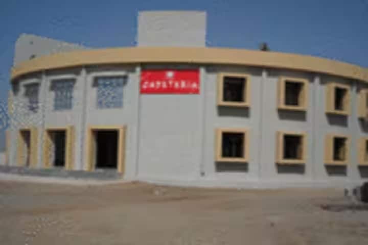 Shri VM Mehta Institute of Ayurveda campus in Jamnagar, Gujarat, India — photo 3