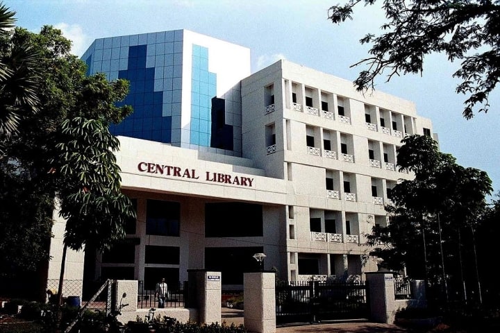 DoMS IIT Madras campus in Chennai, Tamil Nadu, India — photo 5
