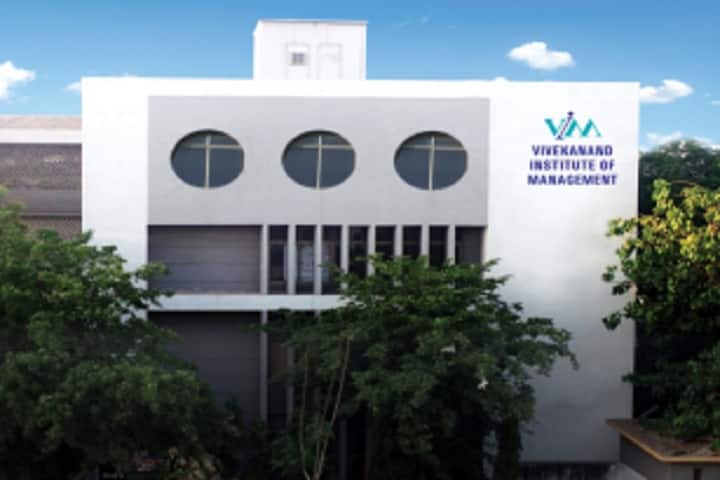 Vivekanand Institute of Management campus in Ahmedabad, Gujarat, India — photo 1