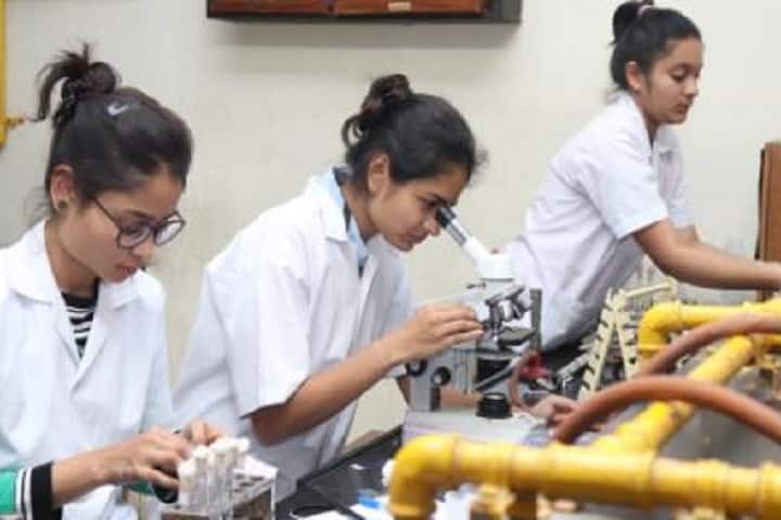 Shree Ramkrishna Institute of Computer Education and Applied Sciences campus in Surat, Gujarat, India — photo 6