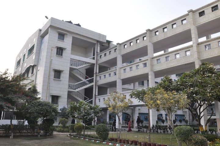 Mewar Institute of Management campus in Ghaziabad, Uttar Pradesh, India — photo 1