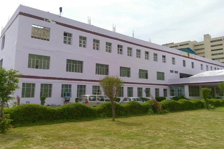 Patronage Institute of Professional Studies campus in Greater Noida, Uttar Pradesh, India — photo 2