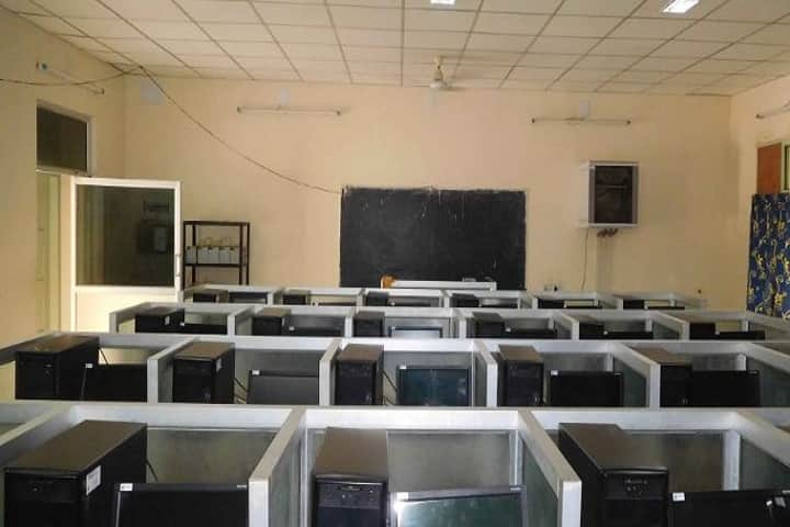 Dodla Kousalyamma Government College for Women campus in Nellore, Andhra Pradesh, India — photo 5