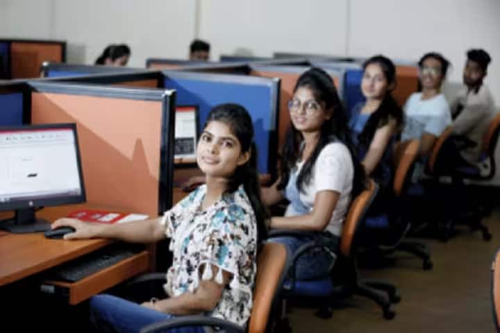 Arya PG College campus in Panipat, Haryana, India — photo 4
