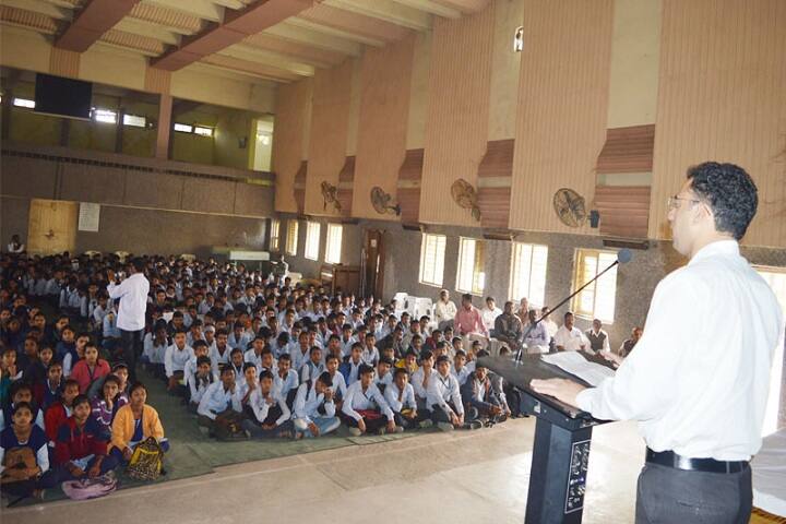 Phulsing Naik Mahavidyalaya campus in Pusad, Maharashtra, India — photo 2
