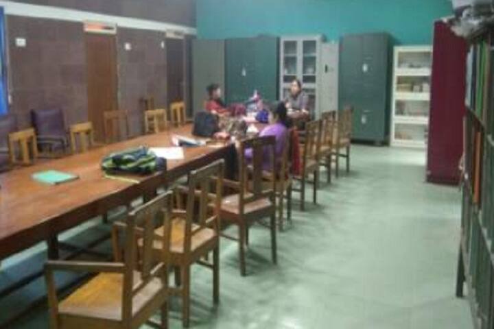 Bejoy Narayan Mahavidyalaya campus in Chinsurah, West Bengal, India — photo 5