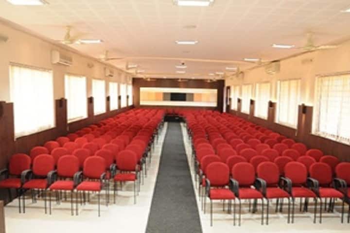 J M Patel College of Arts campus in Bhandara, Maharashtra, India — photo 3