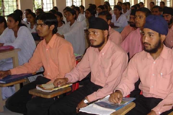 Swami Vishwatamanand Saraswati Degree College campus in Rajouri, Jammu and Kashmir, India — photo 4