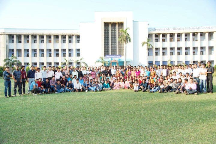 GSVM Medical College campus in Kanpur, Uttar Pradesh, India — photo 5