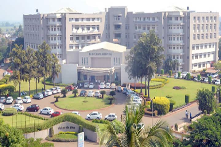 DY Patil College of Nursing campus in Kolhapur, Maharashtra, India — photo 1