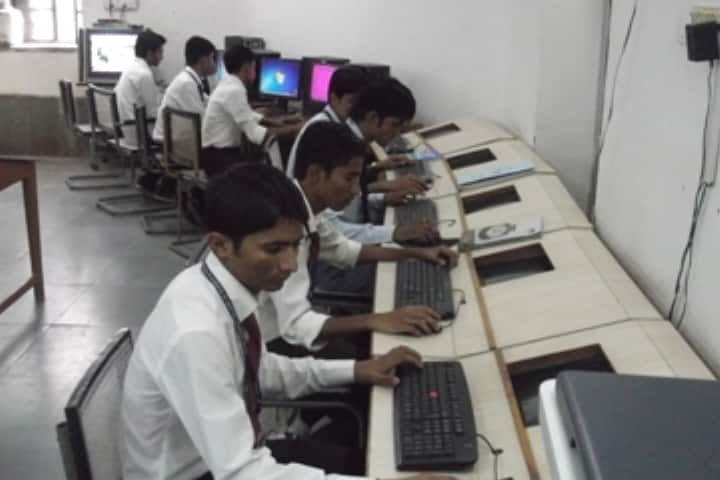 Lachoo Memorial College of Science and Technology campus in Jodhpur, Rajasthan, India — photo 3