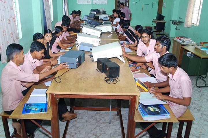 Taliparamba Arts and Science College campus in Kannur, Kerala, India — photo 4