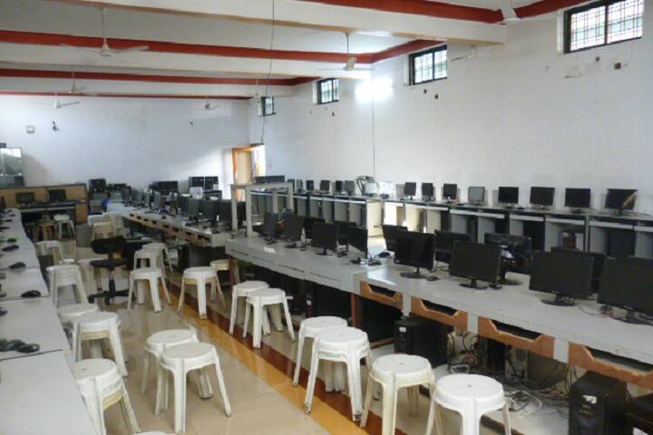Vardhaman College campus in Itarsi, Madhya Pradesh, India — photo 4