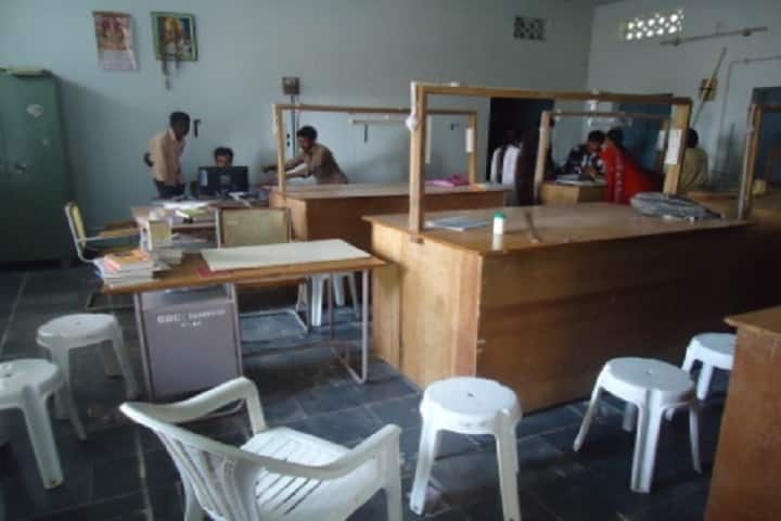 Government Degree College campus in Tadipatri, Andhra Pradesh, India — photo 6